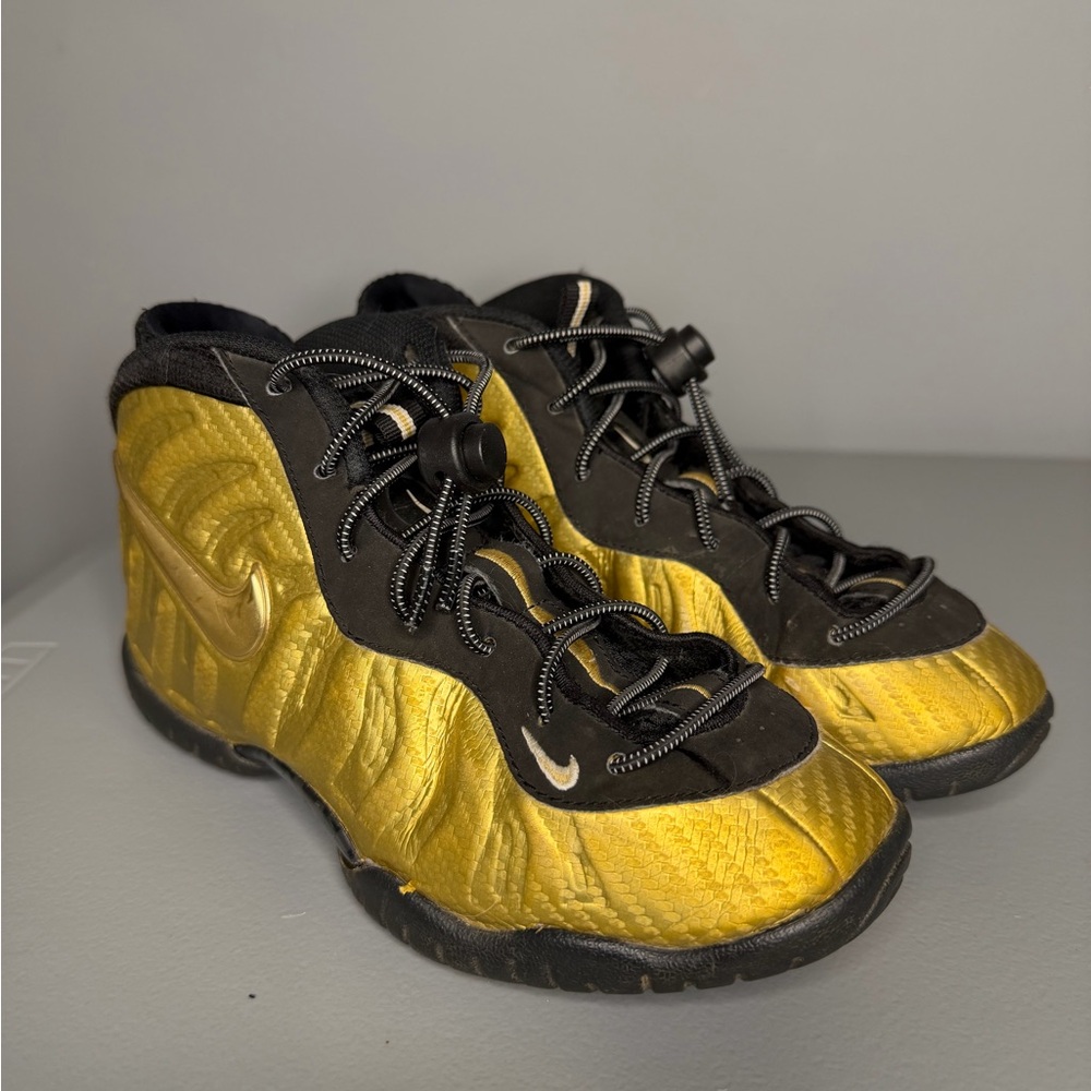 Nike Foamposite Gold